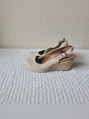 Vionic Coralina Women’s Beige Slingback Espadrille Wedge Women's Size 9